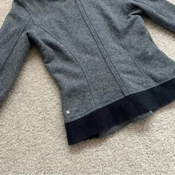 Lululemon Karmacollected Jacket Sweater Heathered Speckled Gray Black 6 W4F16S - Picture 16 of 16